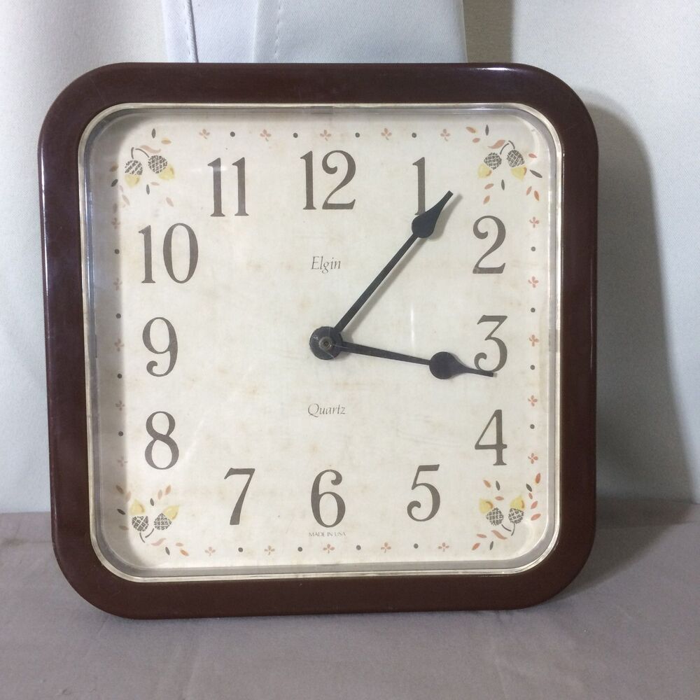 Vintage 1980s Elgin Quartz Wall Clock Square Brown Acorn Fall Decor USA 8.75"